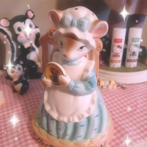 💗Avon mouse figurine💗
